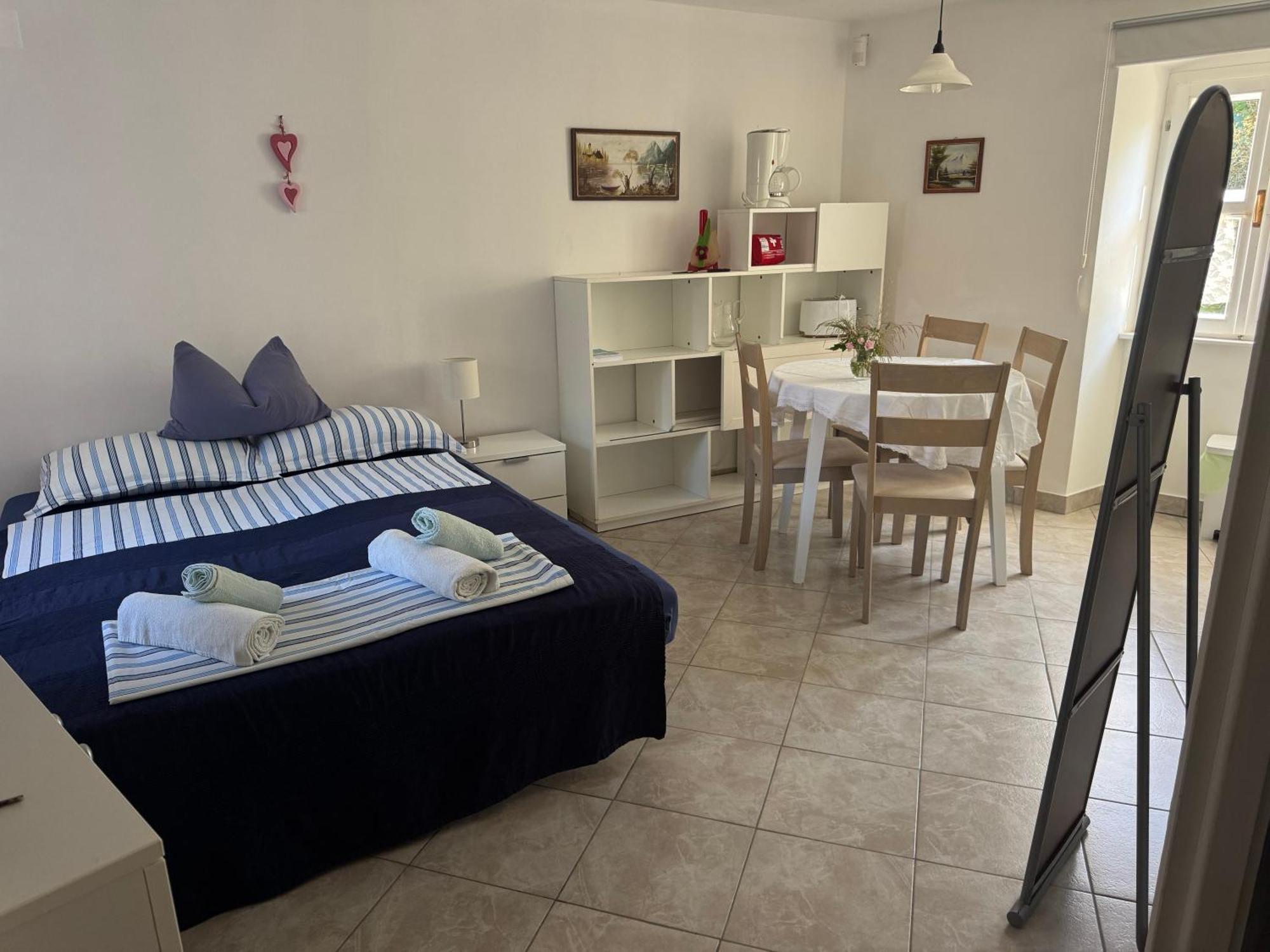 Mediterranes M. Terrasse Appartement Veli Lošinj